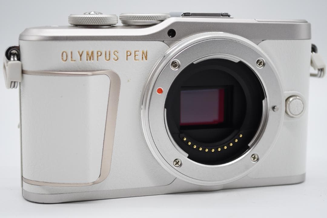 ★ほぼ新品★ OLYMPUS オリンパス PEN E-PL10 ホワイト 即発送