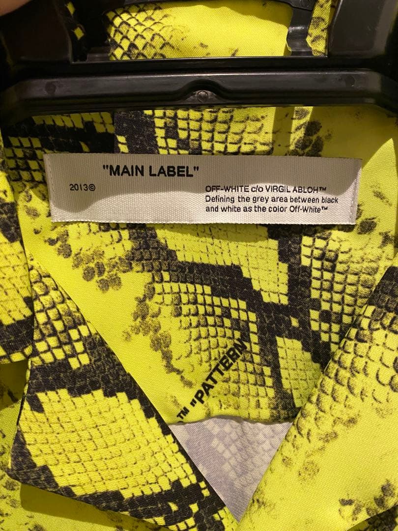 サイズXL off-white snakeshirt