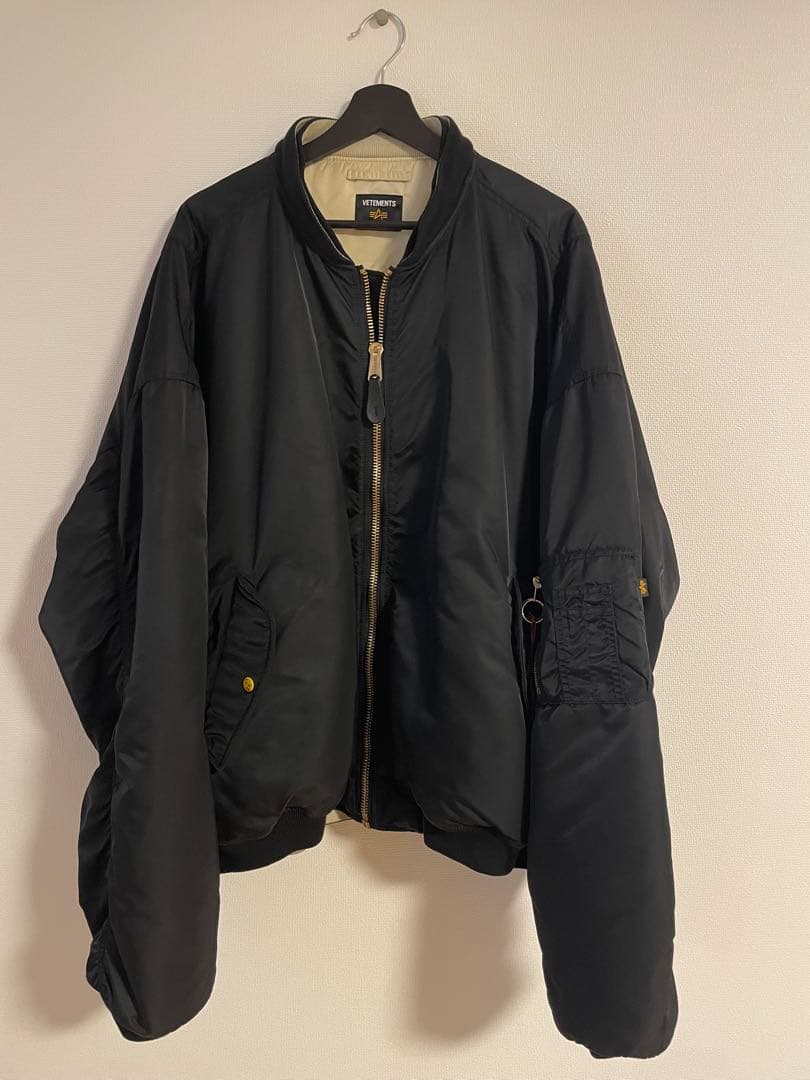 vetements × アルファ リバーシブル ボンバージャケット　MA-1