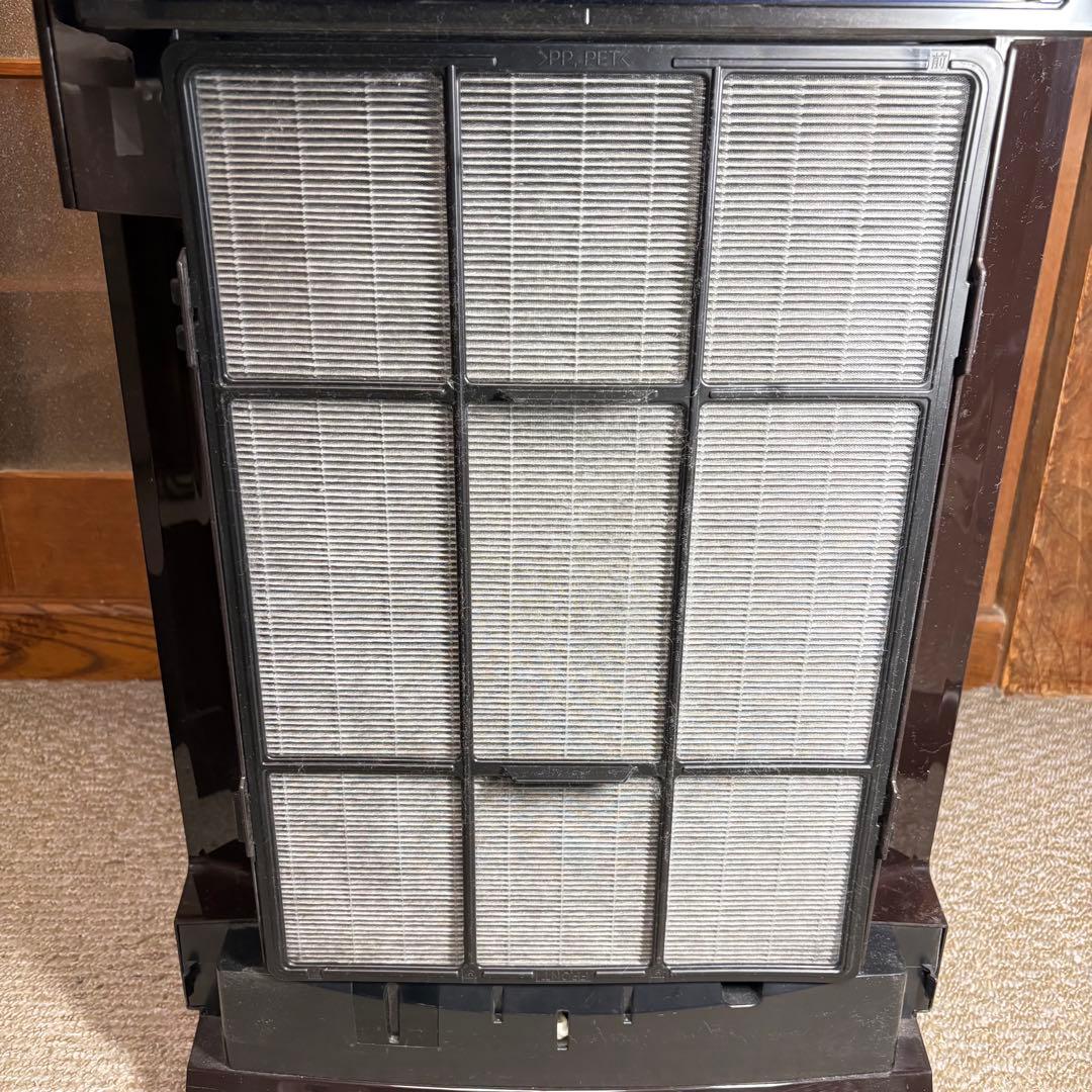 美品 ダイキン工業　除加湿ストリーマ空気清浄機 ACZ70W-T