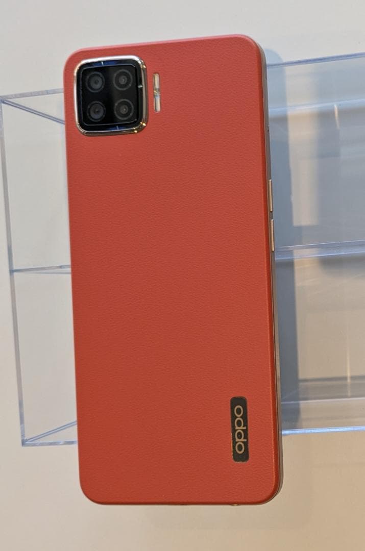 OPPO A73 中古（ 本体、カバー１個、液晶保護フィルム１個）