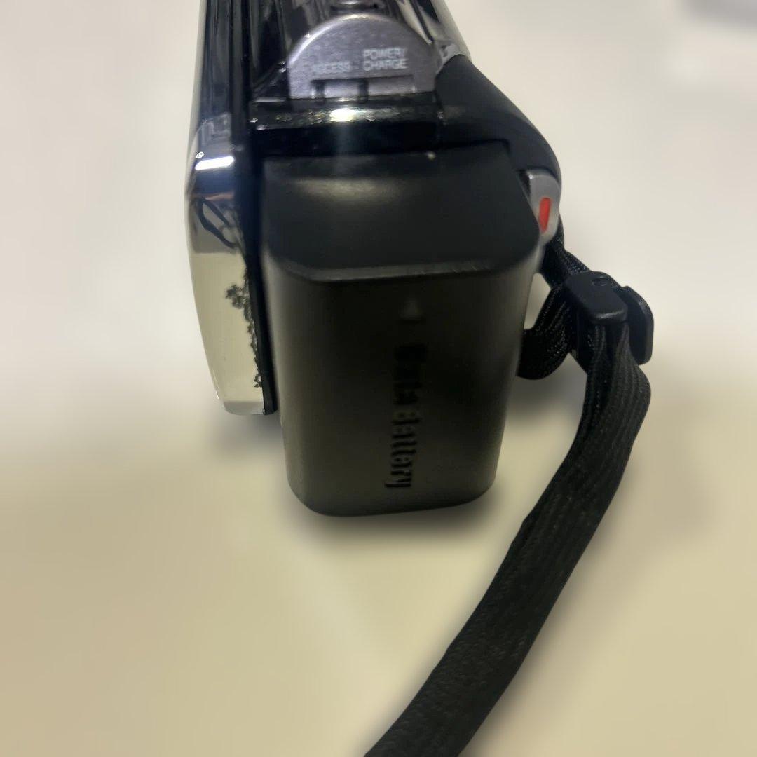 JVC Everio GZ-E880-BフルHD ビデオカメラ 本体