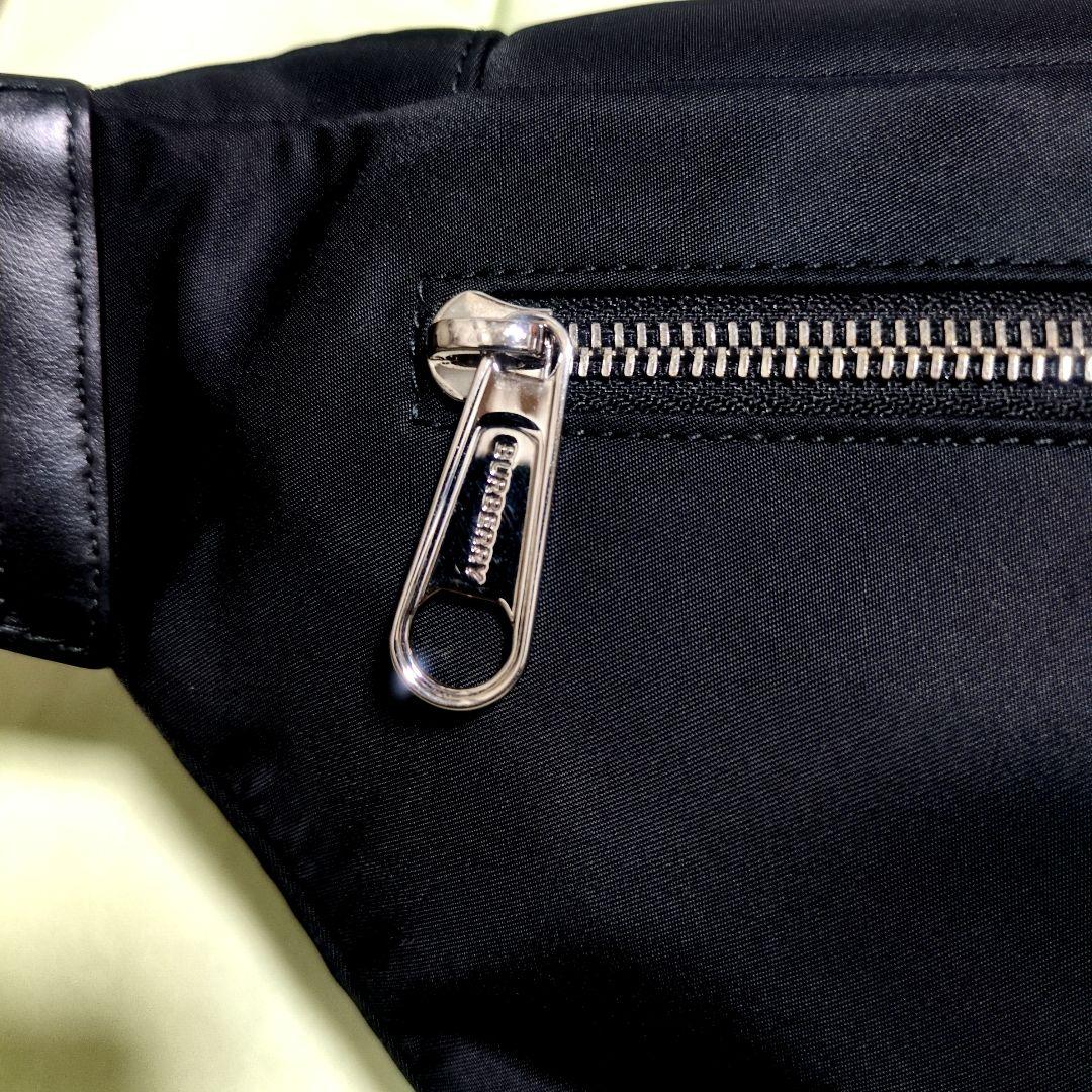 BURBERRY ソニー.ボディバッグ 黒