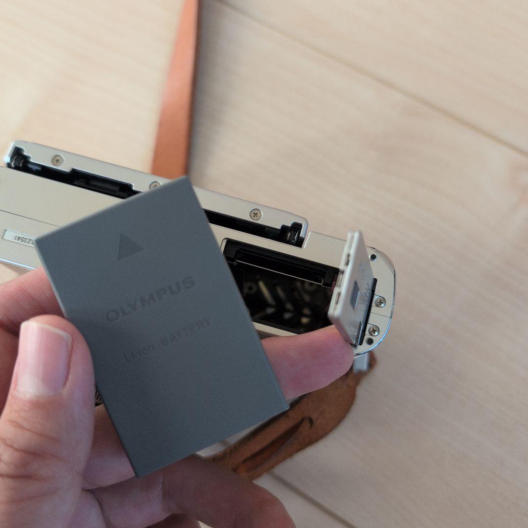 OLYMPUS PEN E-PL9 14-42ｍｍレンズ　2019年購入