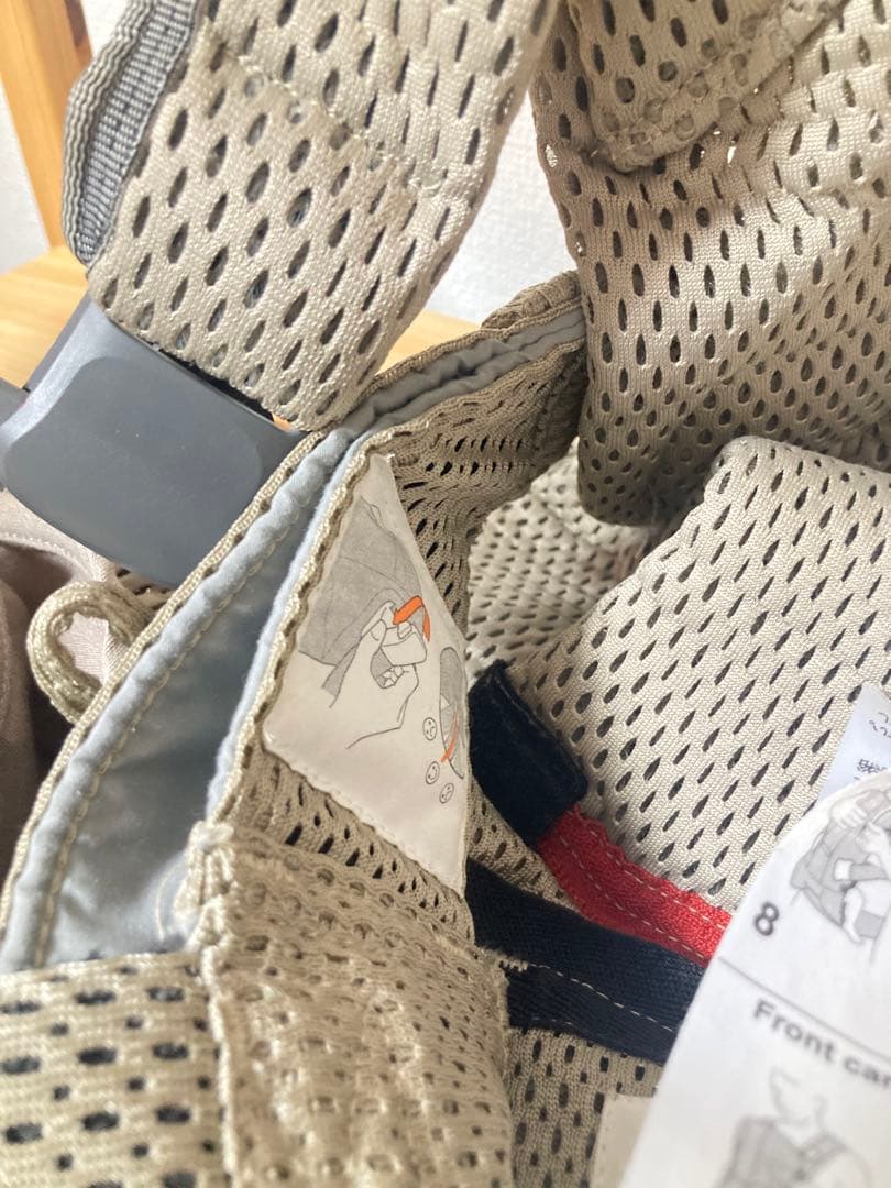 ☆超美品！ ベビービョルン 抱っこ紐 ワンカイエアー グレーベージュ 抱っこひも