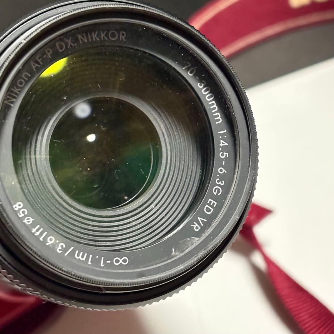 Nikon D3400 ダブルズームキット　レッド　フード　保護フィルター付き