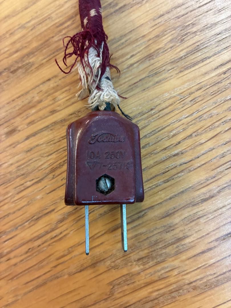 昭和レトロ　電気ストーブ