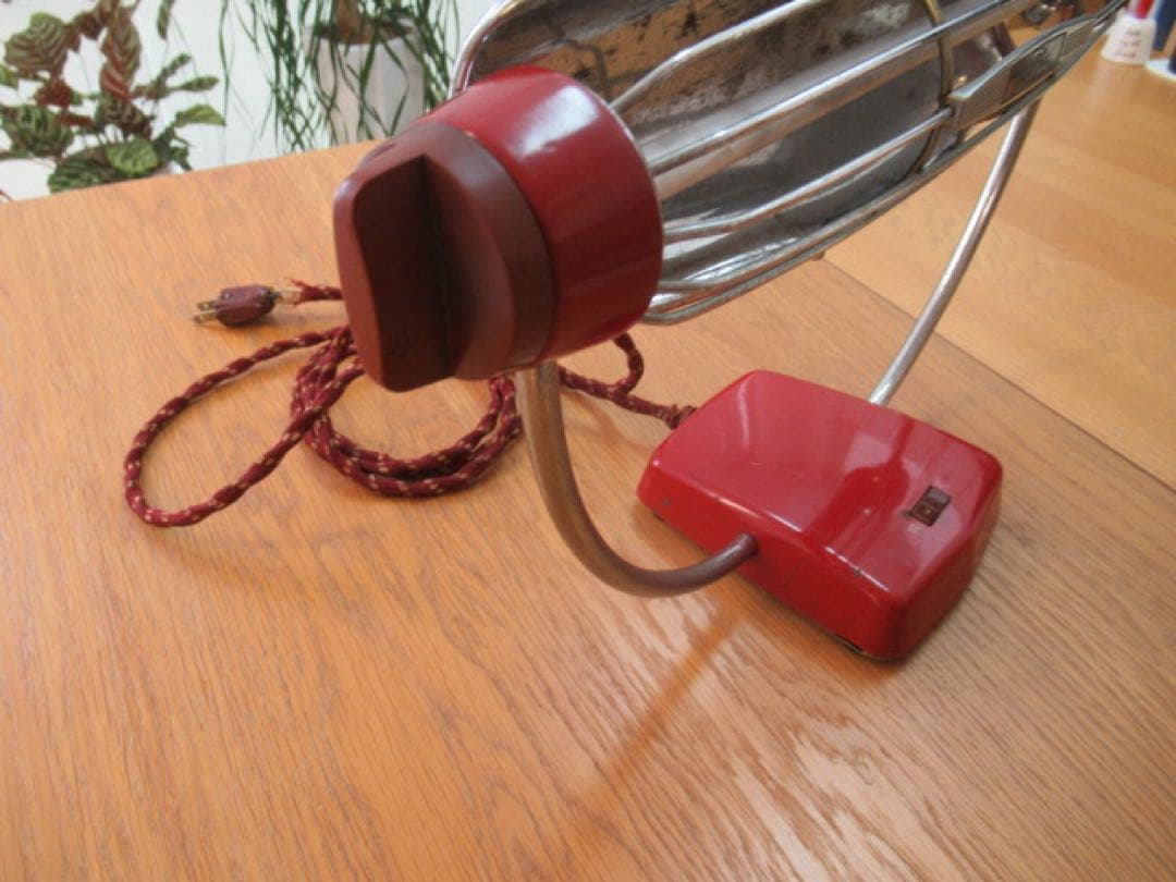 昭和レトロ　電気ストーブ