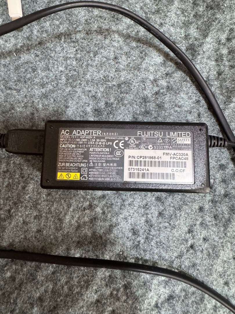 Windowsノート本体 lifebook 938U