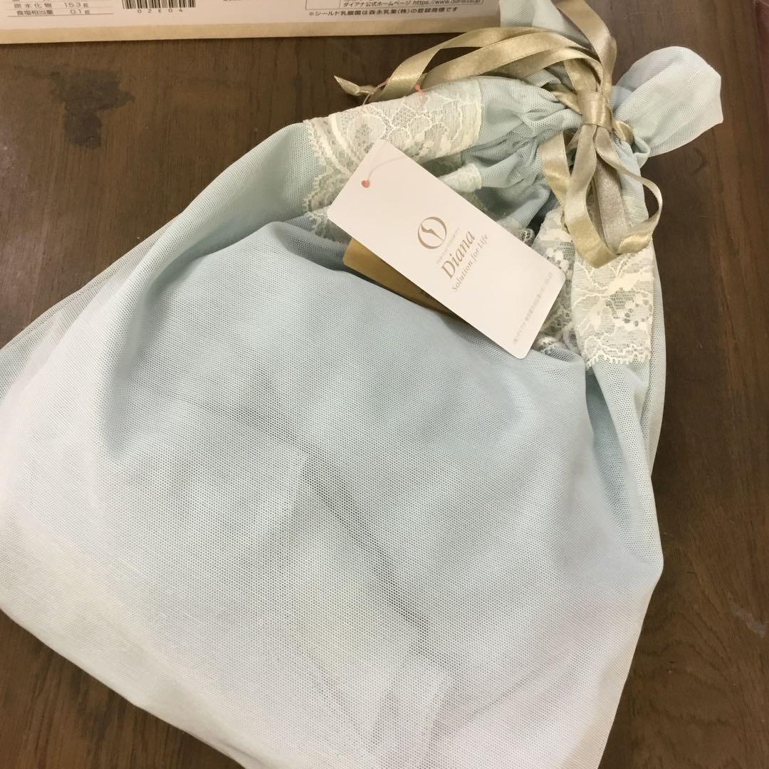 ダイアナ　ショーツ３枚セット　ポーチ付きサイズQ