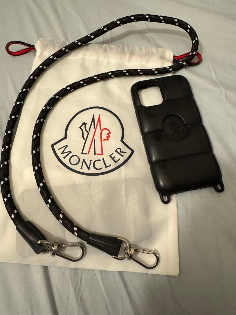 MONCLER ブラック iPhone12ケース ストラップ付き