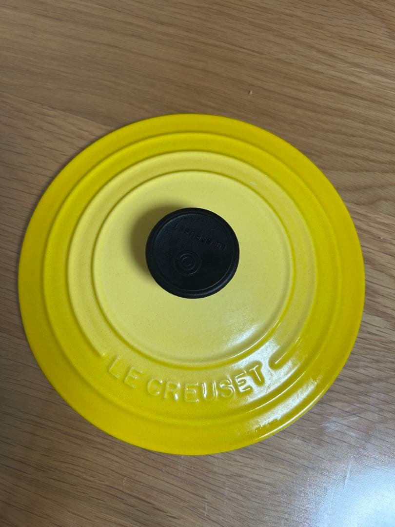 Chieko様 LE CREUSET ル・クルーゼ　18センチ　両手鍋　イエロー