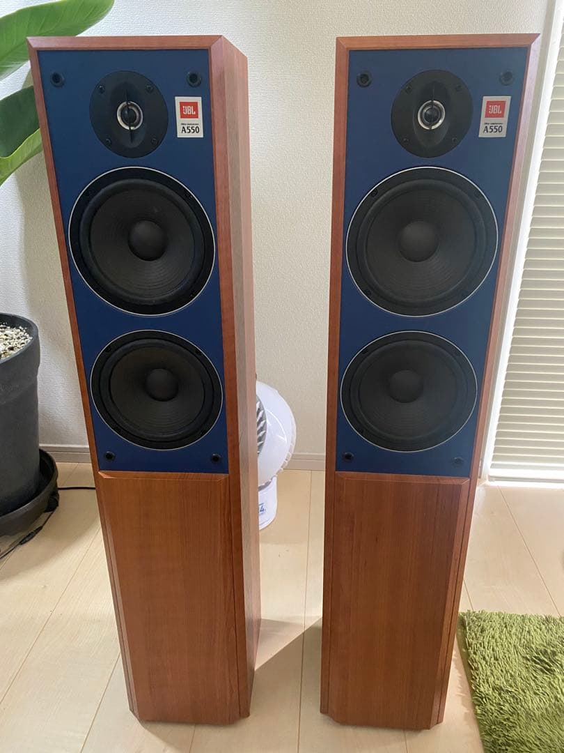 JBL A550 フロアスタンディングスピーカー