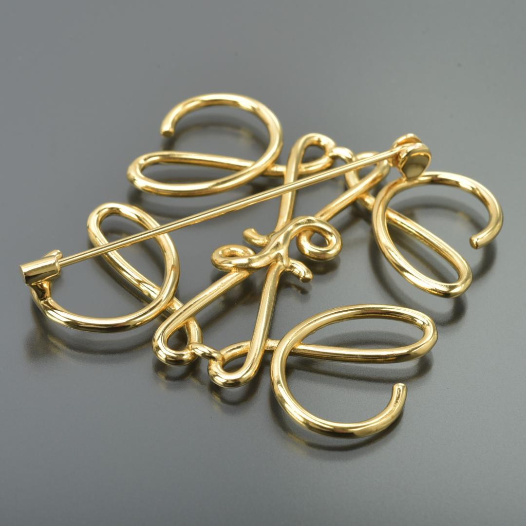 美品 ロエベ LOEWE アナグラム ブローチ ゴールド 箱/ショッパー/袋付き