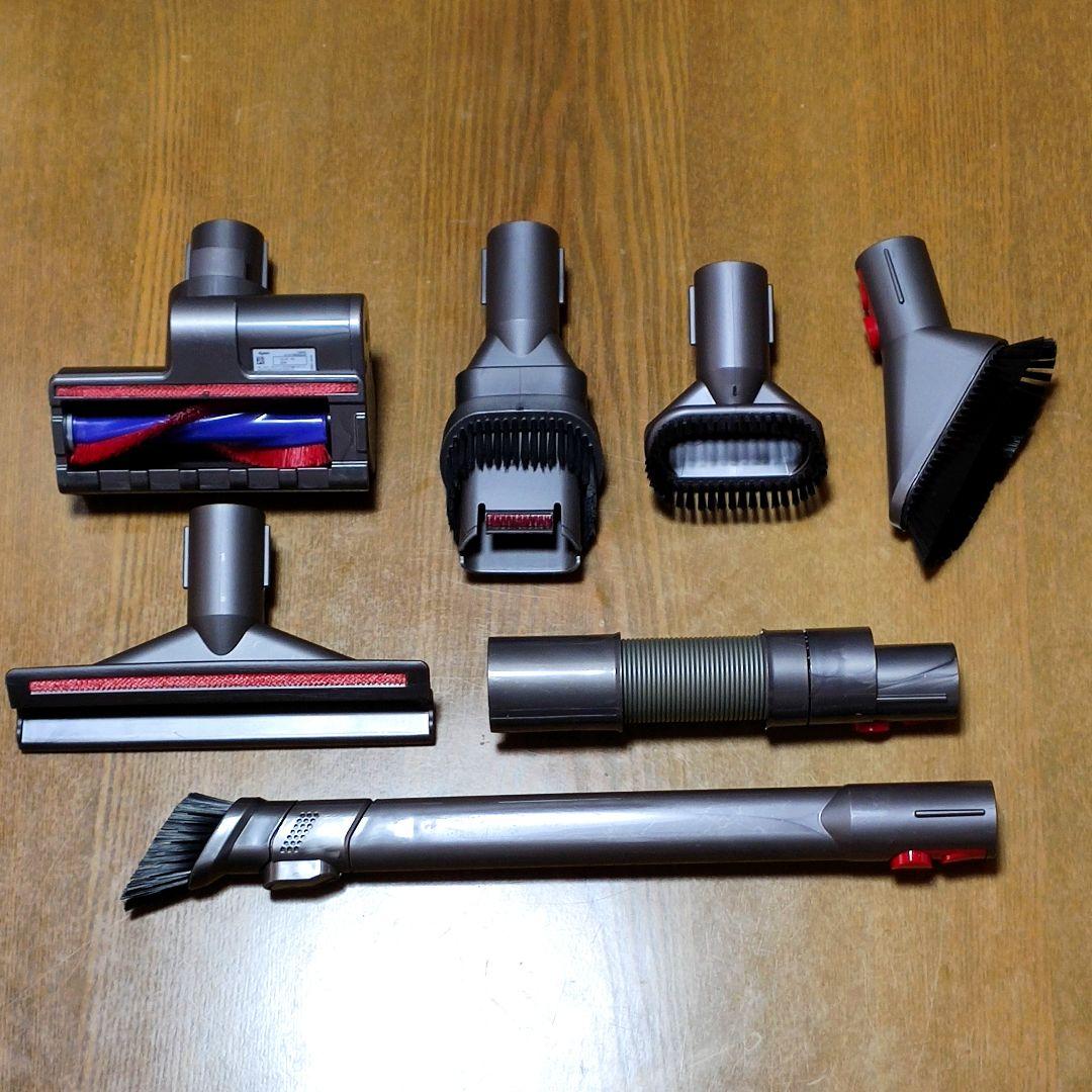 ダイソンV8 SV10K掃除機＋マキタ18vアダプターセット 分解清掃済み動作品