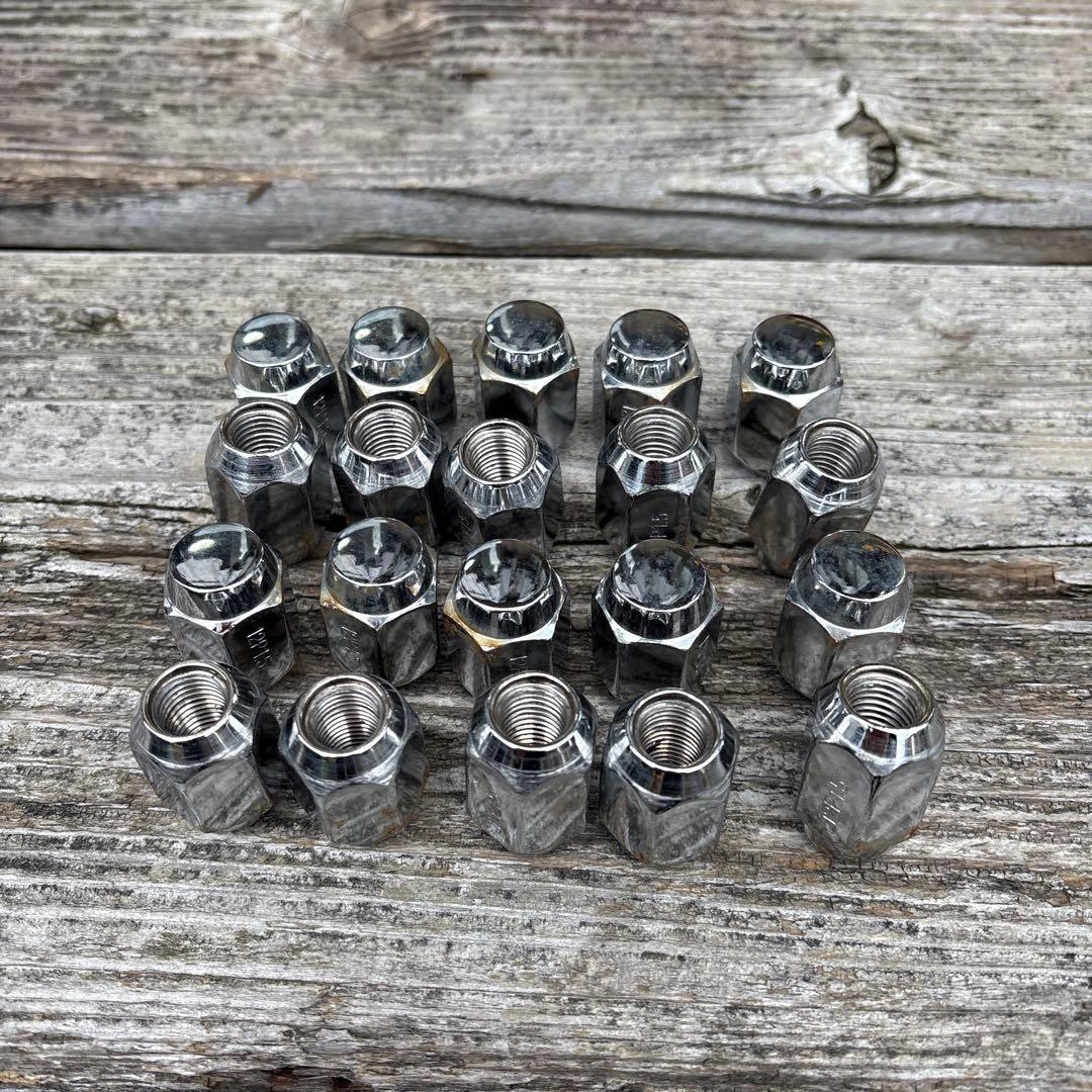 ヤリスクロス　スタッドレス 205/65/16 ヨコハマICE GEARD