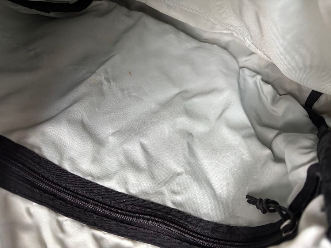 Patagonia half mass ハーフマス　グレー