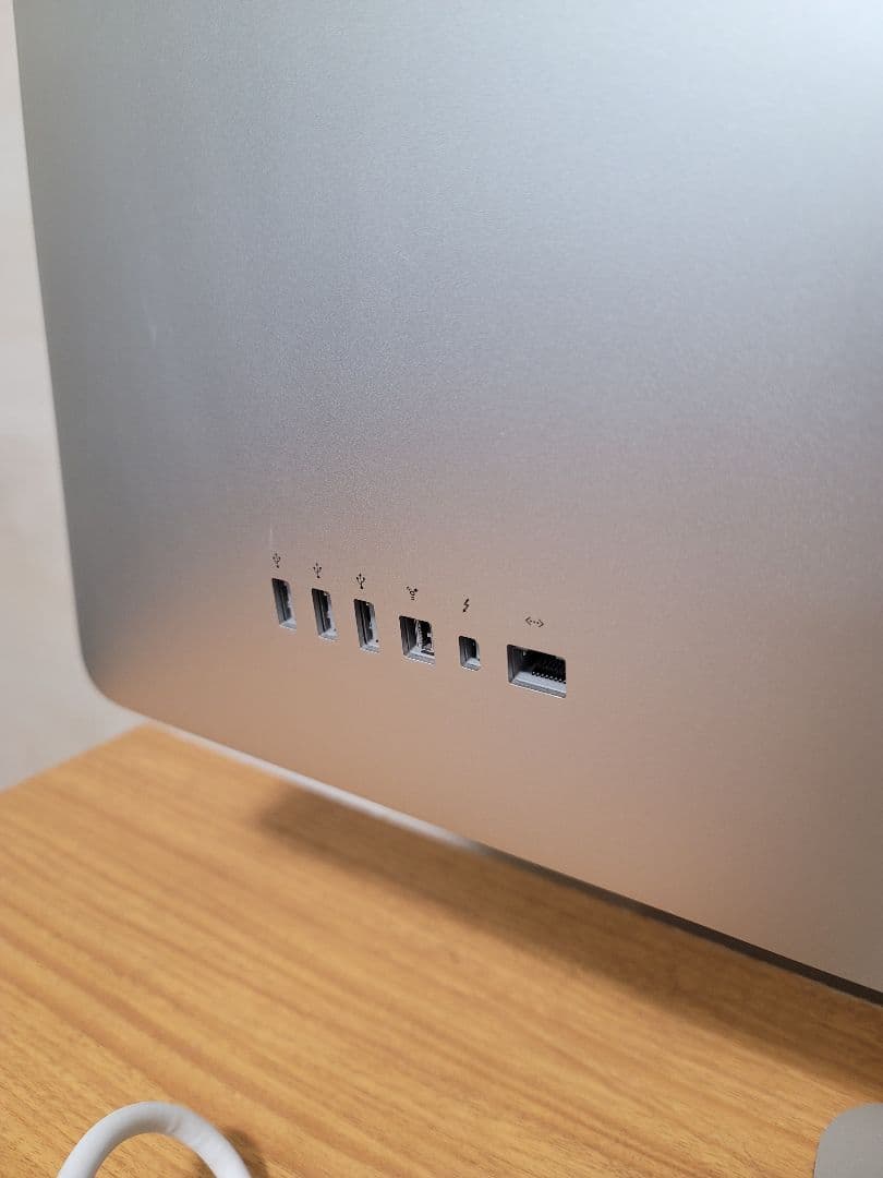 美品 Apple ThunderboltDisplay 27インチA1407