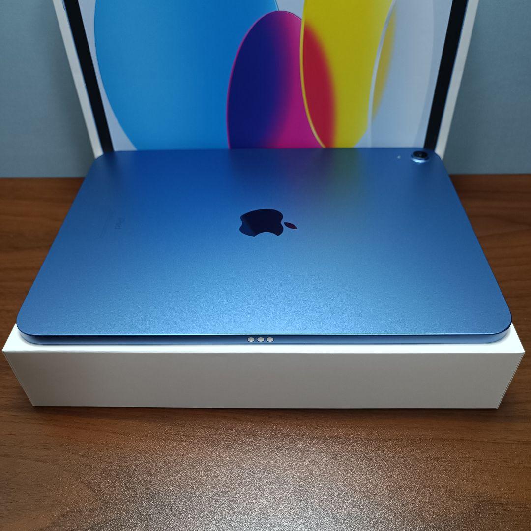 新品同様 iPad 10.9 第10世代 WiFi 64GB キーボード付き