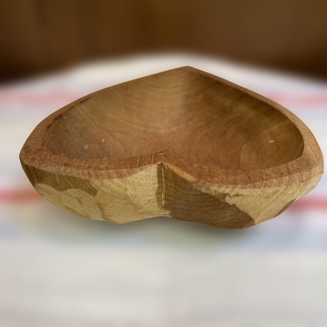 さくぱる様おまとめ2点専用出品（ハンドメイド木製手彫ハートのプレート他1点）