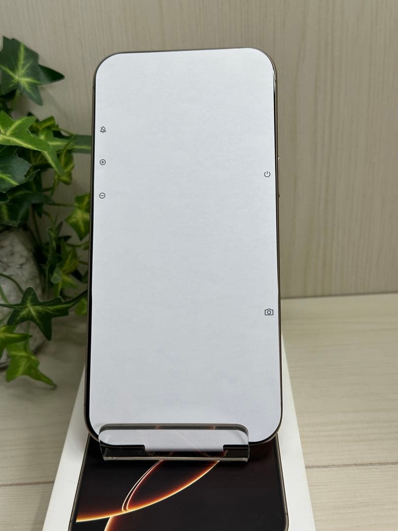 ✨iPhone 16 Pro Max 256GB デザートチタニウム✨