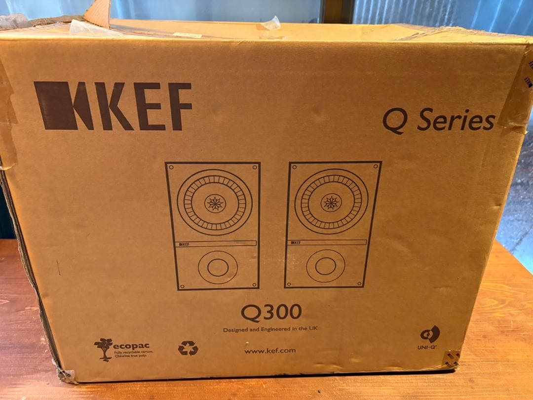 KEF Q300 [ヨーロピアンウォールナット ペア]
