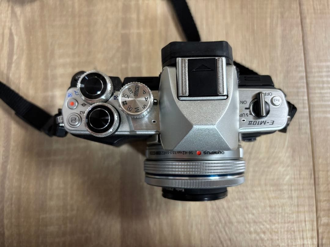 OLYMPUS OM-D E-M10 MarkII ダブルズームキット