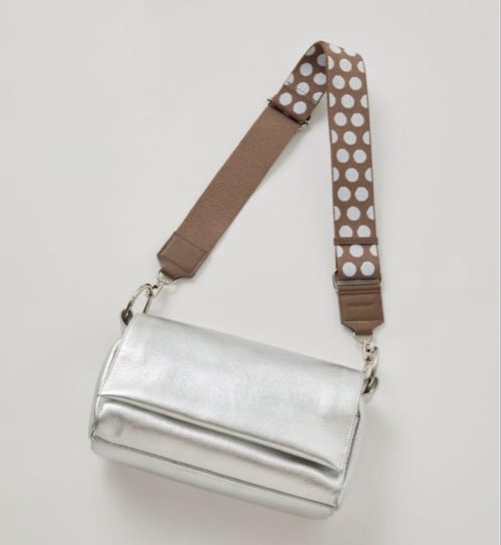 新品　BEARDSLEY ショルダーベルト　グレイッシュベージュ　ドット柄