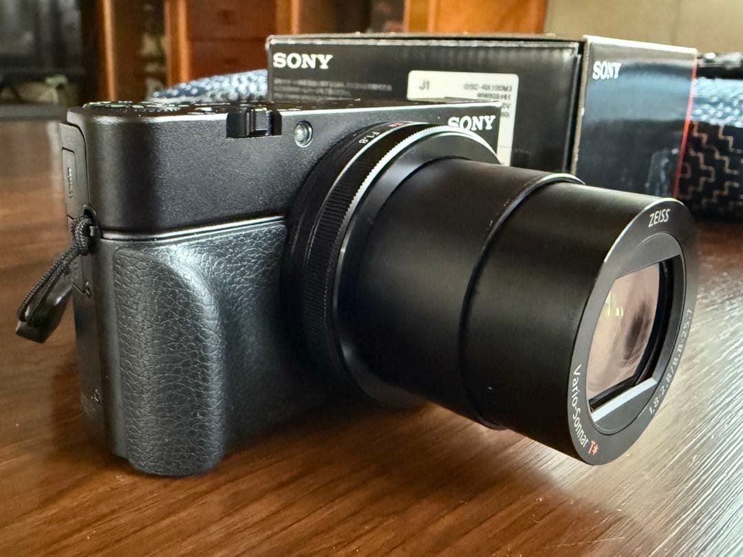 DSC-RX100M3 コンパクトデジタルカメラ