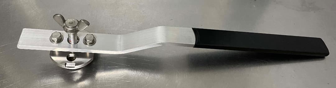 最も安価に、大量に、強炭酸を作れる炭酸水メーキングシステム　ビール樽開栓工具EX