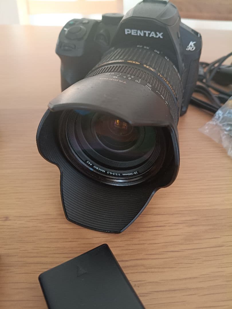 PENTAX K-30 バッテリ2個 レンズ３本
