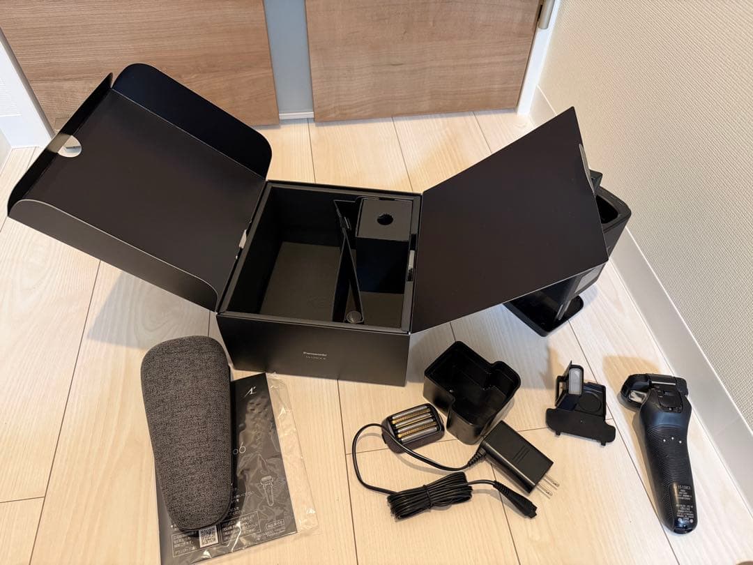 Panasonic ラムダッシュPRO ６枚刃 ES-LS9CX