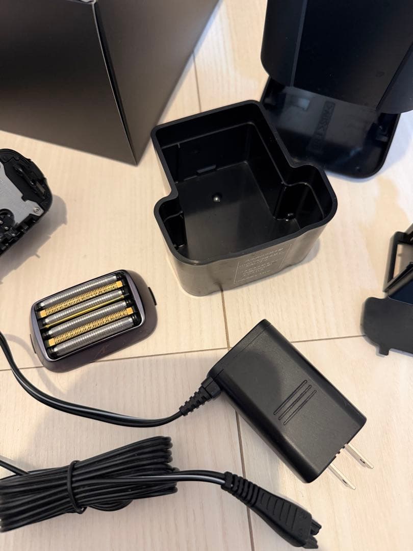 Panasonic ラムダッシュPRO ６枚刃 ES-LS9CX