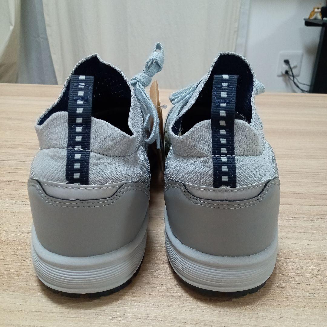 【新品.未使用】アシックス　WINGJOB CP213安全靴