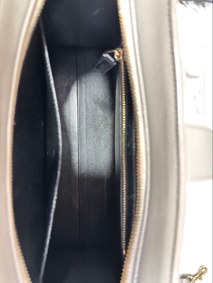 SAINT LAURENT ベイビーカバス 2WAYハンドバッグ レザー