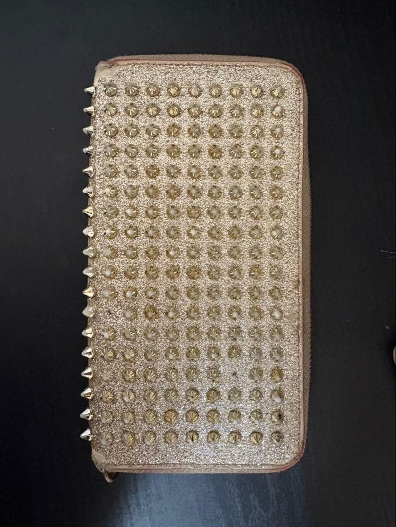 ブランド：Christian Louboutin（クリスチャン ルブタン）