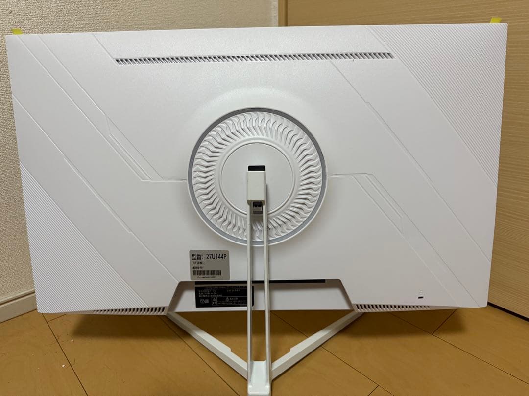 ゲーミングモニター　27型　4K(ほぼ新品)