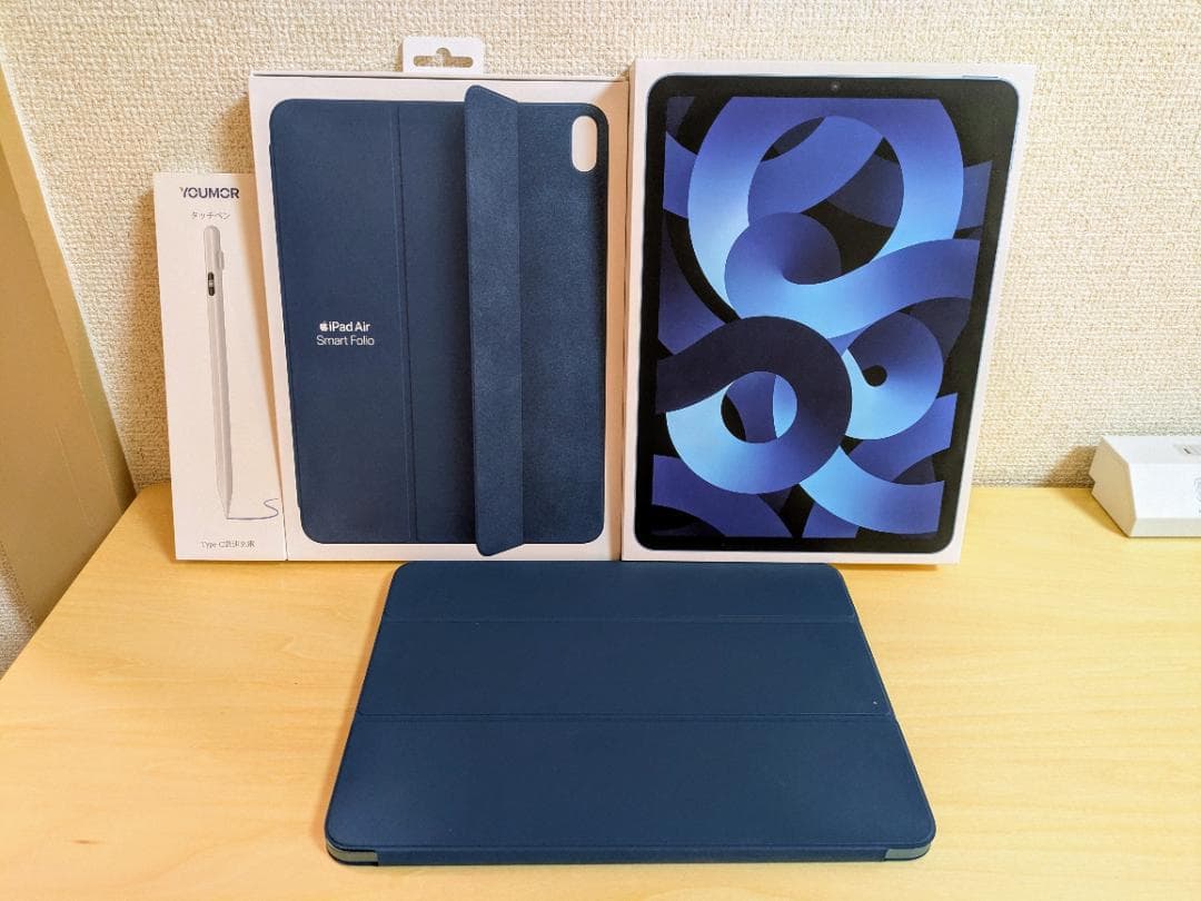 iPad Air 第5世代 64GB Wi-Fiモデル【純正カバー付属】