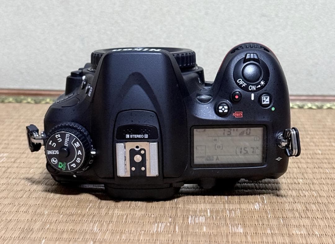 sunny様限定3,369ショット 新品級 ニコン D7100 デジタル一眼レフ