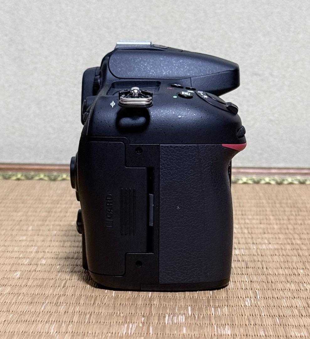 sunny様限定3,369ショット 新品級 ニコン D7100 デジタル一眼レフ