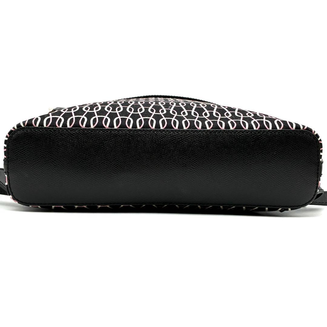 極美品 フルラ パイパー リュック バッグパック ロゴ 総柄 レディース 黒