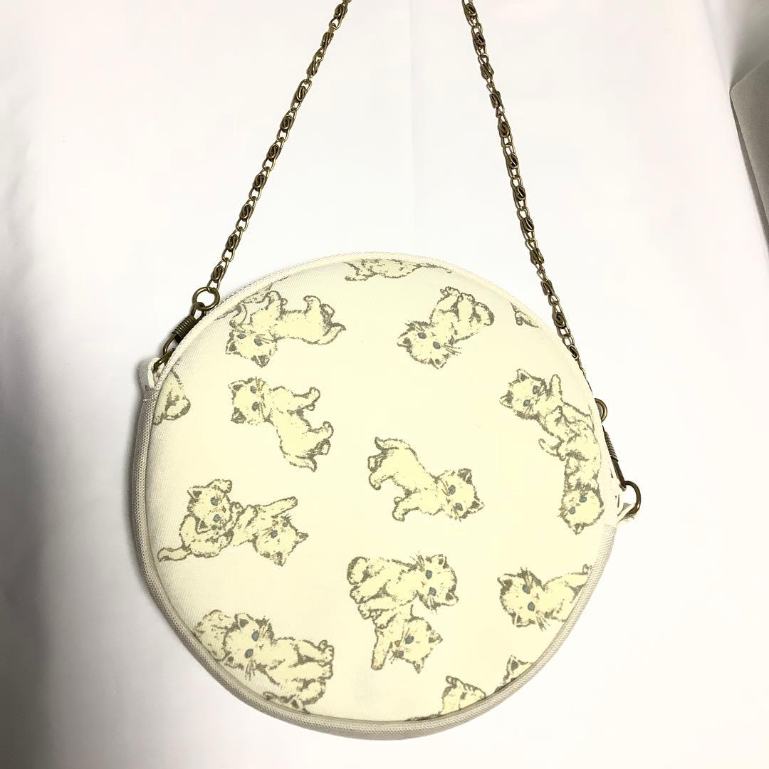 ハンドメイド　フラットポーチ　マスコットポーチ　パネル生地　ポメラニアン