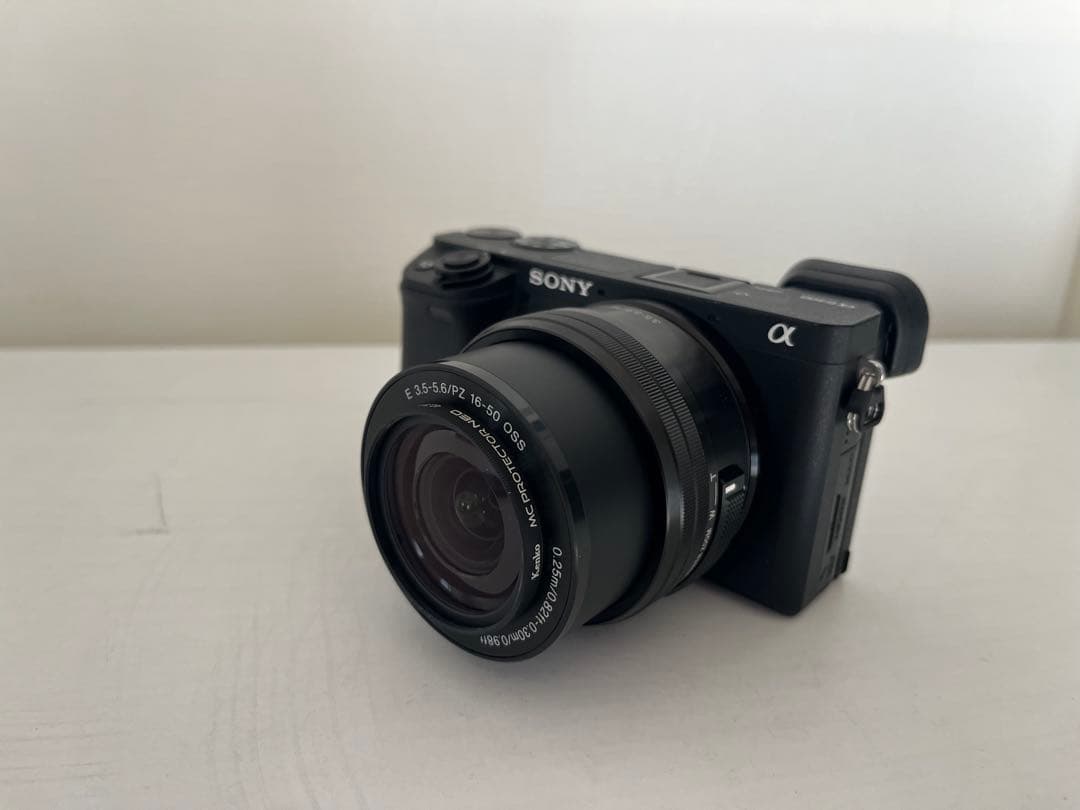 美品 SONY α6400 デジタルカメラ 本体とレンズセット