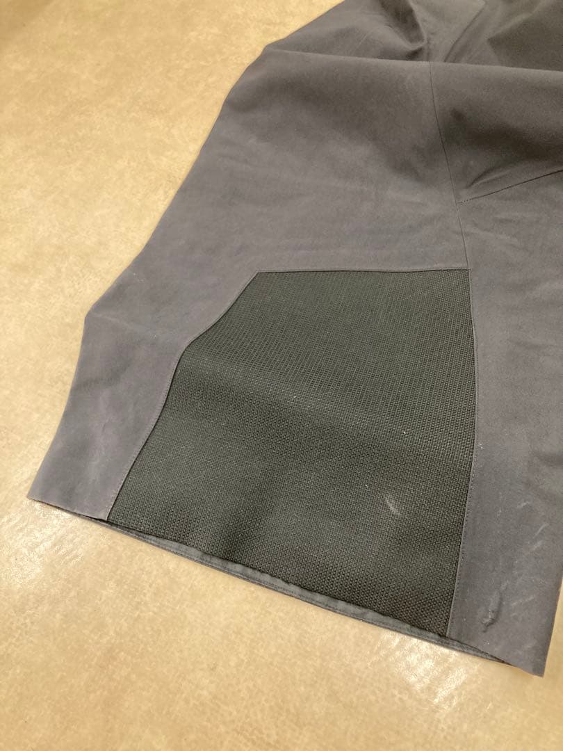 値下げ。アークテリクス ラッシュ ビブ ブラック Lサイズ