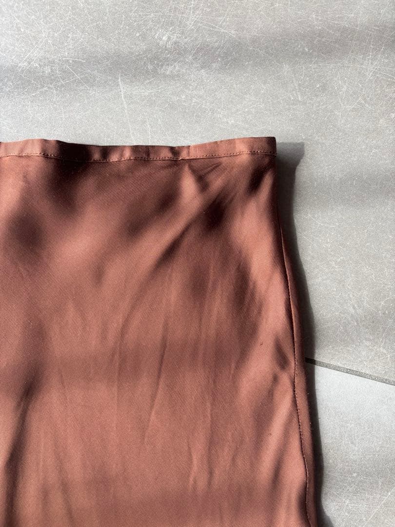 スカート BASERANGE DYDINE FITTED SKIRT