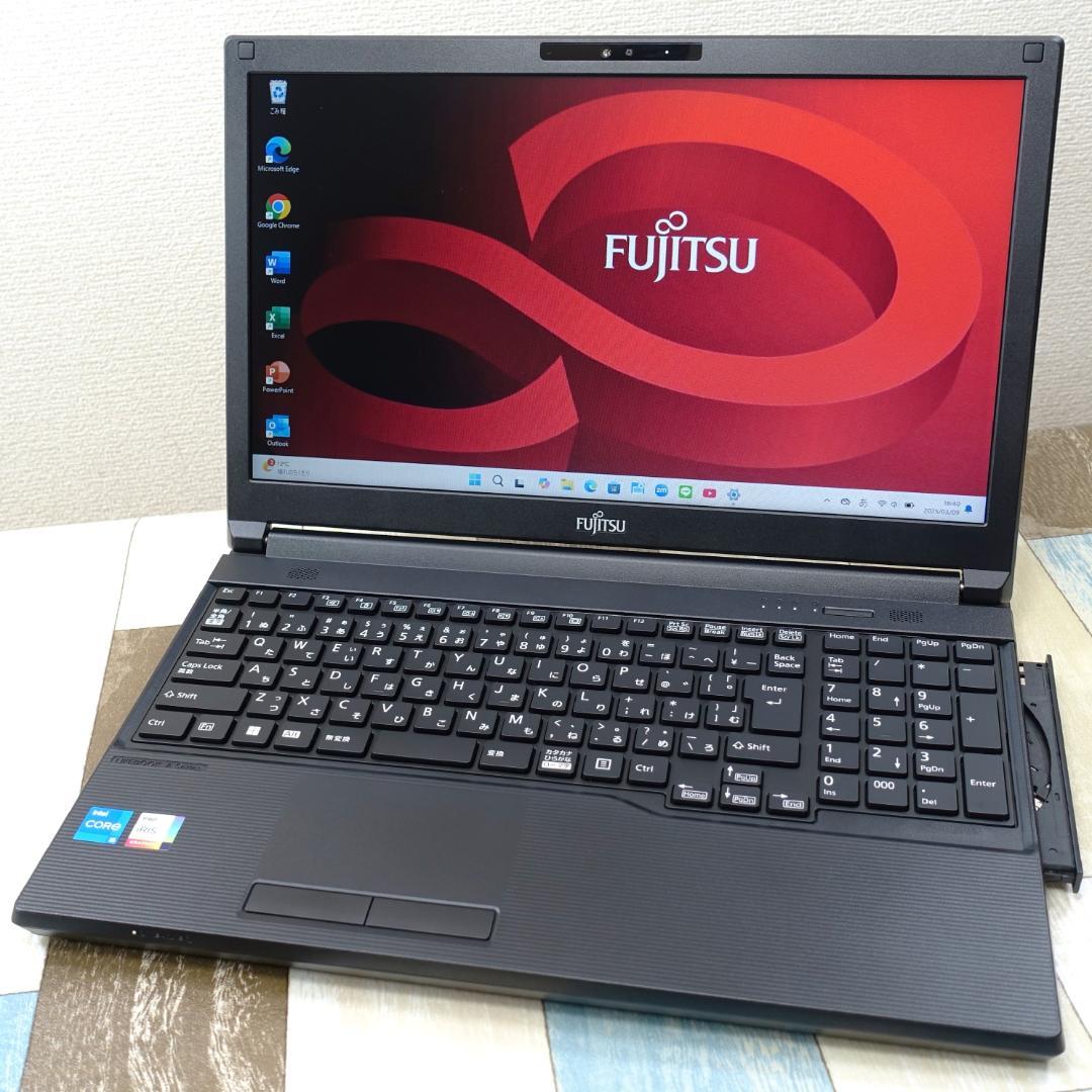 未使用に近いバリ速の２０２３年製✨１２世代ｉ５に超高速ＳＳＤ＆大容量１６Ｇメモリ