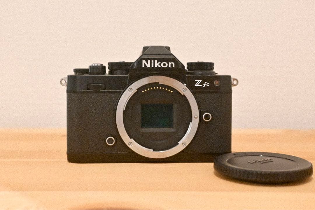Nikon Z fc ミラーレス一眼 本体
