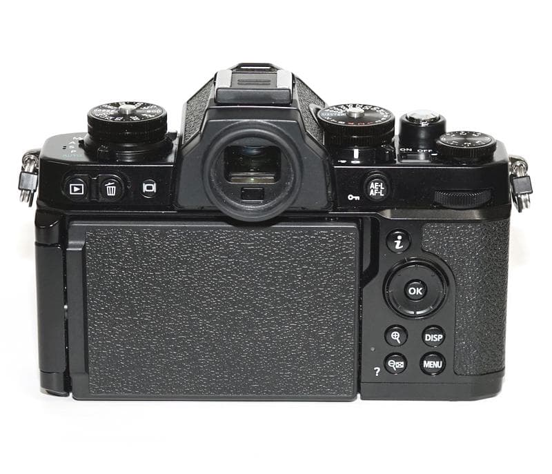 Nikon ミラーレス一眼　Zｆｃ