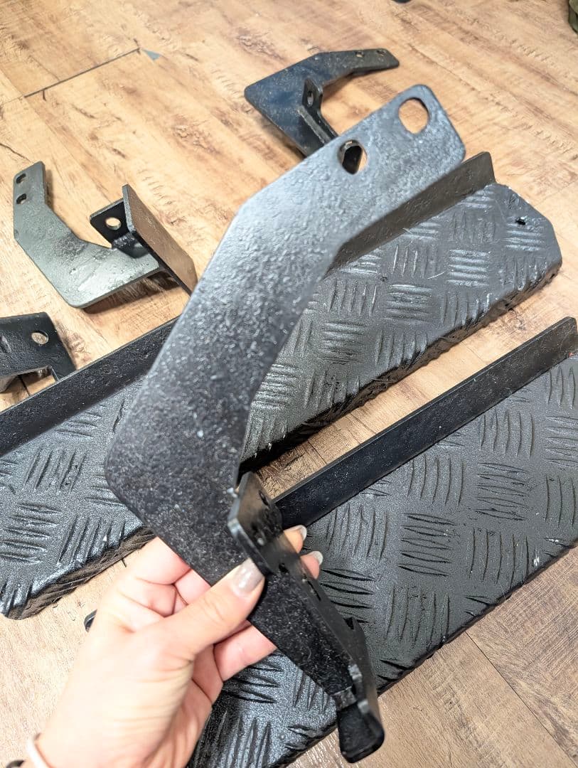 ハートランド デリカD:5用 サイドステップ 片側のみ