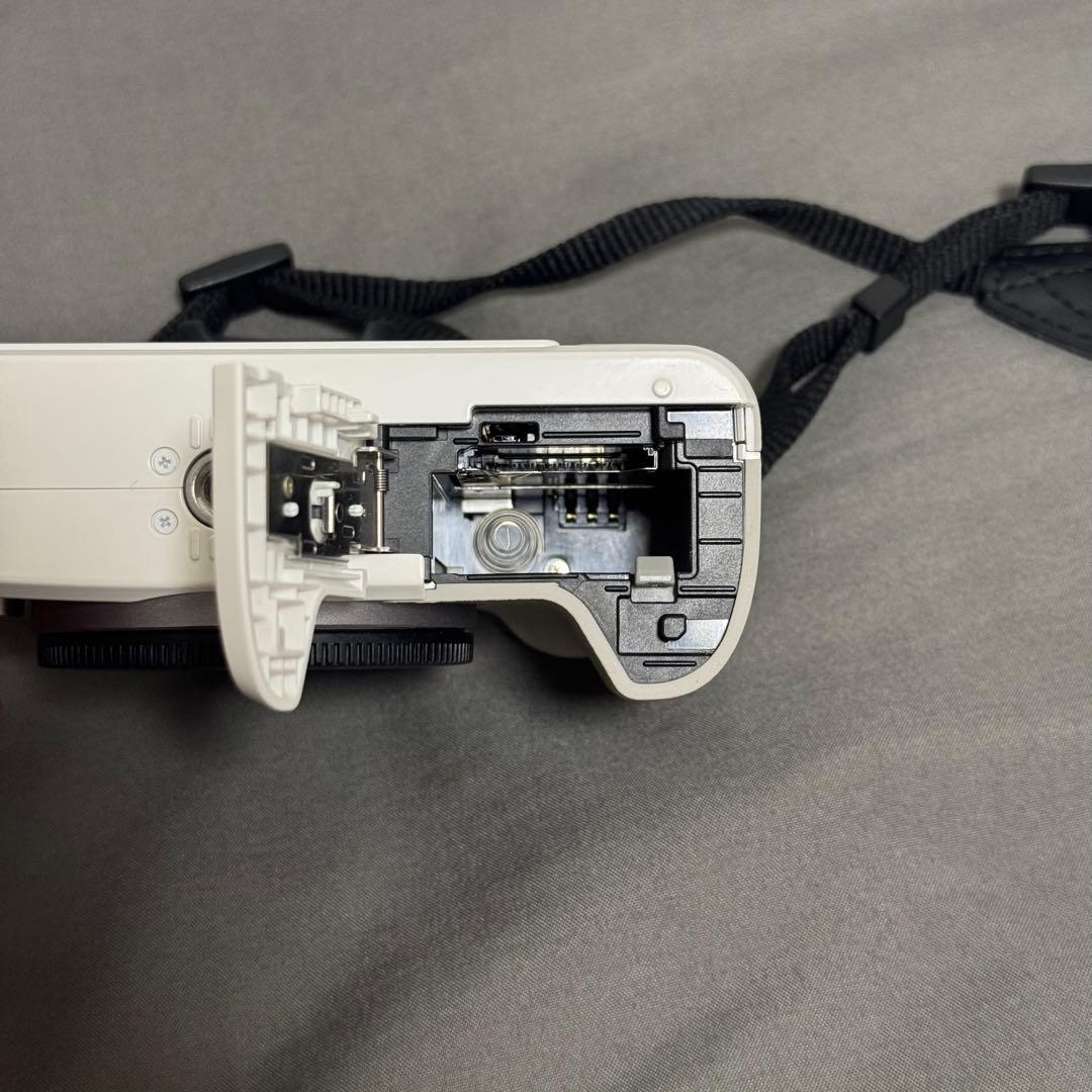 Canon EOS Kiss M2 本体 レンズ2本付き